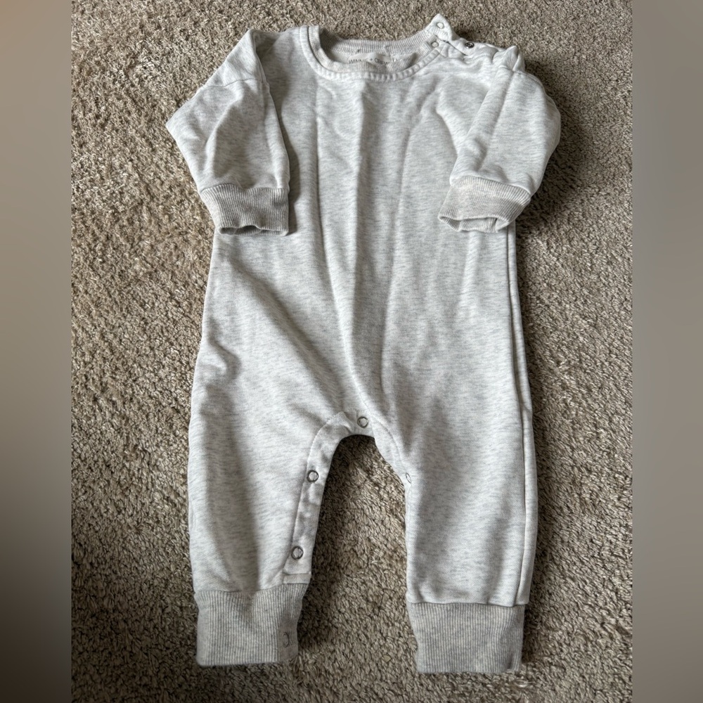 Winnie & Crew Sweatsuit 12-18M